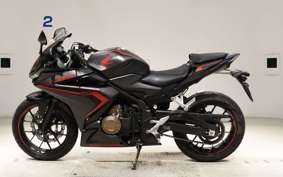 HONDA CBR400R 2019 NC56