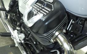MOTO GUZZI V7 MILANO 2018