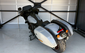 HARLEY FXLRST 2026 YXZ