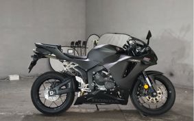 HONDA CBR600RR 2024 PC40