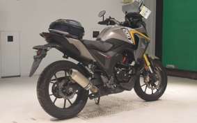 HONDA CB200X