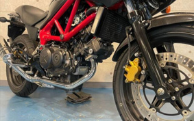 HONDA VTR 250 F MC33