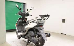 YAMAHA CYGNUS 125 XSR 2