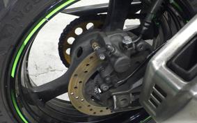 KAWASAKI ZX 10 NINJA R 2011