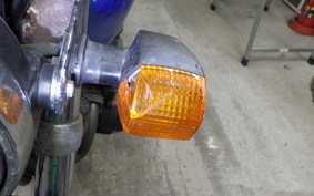 KAWASAKI ZR 700 1999 ZR750F