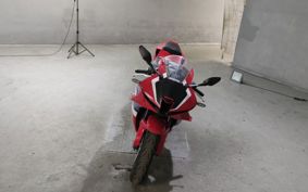 HONDA CBR600RR PC40