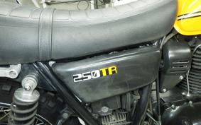 KAWASAKI 250TR 2000 BJ250F