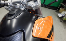 KTM 640 LC 4 SUPERMOTO 2004