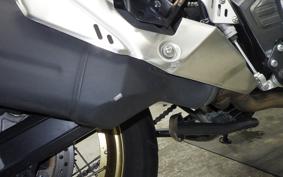 SUZUKI Vｽﾄﾛｰﾑ650XTA 2022 C733M