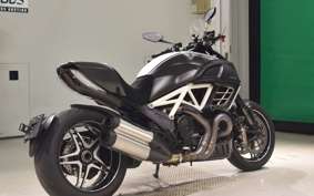 DUCATI DIAVEL AMG 2012