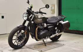TRIUMPH STREET TWIN 2020
