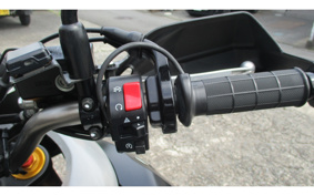 SUZUKI V-STROM1000 ABS 2016 VU51A