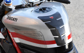 DUCATI 1198 S H704A