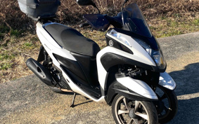 YAMAHA TRICITY 125 SE82J