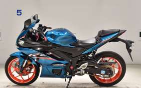 YAMAHA YZF-R25