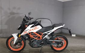 KTM 390 DUKE 2018 JPJ40