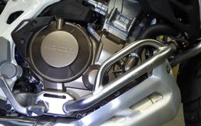 HONDA CRF1100L AFRICA TWIN 2022 SD10