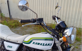 KAWASAKI 250TR BJ250F
