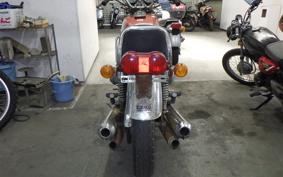 SUZUKI GT750 GT750B