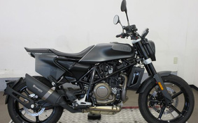 HUSQVARNA SVARTPILEN7 2019