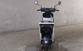 HONDA EM1 e: EF16