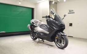 YAMAHA T-MAX 560 2026 SJ21J