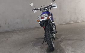 YAMAHA LANZA DT230 4TP