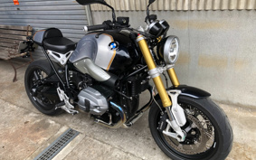 BMW NINE T 2018 0J01