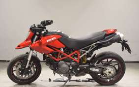 DUCATI HYPERMOTARD 796 2011