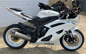 YAMAHA YZF-R6 2011 RJ16