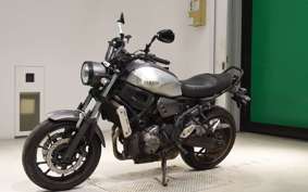 YAMAHA XSR700 2017 RM22J