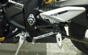 TRIUMPH STREET TRIPLE RS 2024