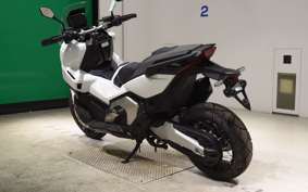 HONDA X-ADV 750 2026 RH21
