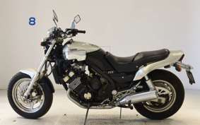 YAMAHA FZX750 2000 3XF
