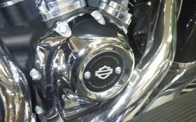 HARLEY FLHR 1750 2018