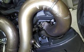 DUCATI DIAVEL Carbon 2011
