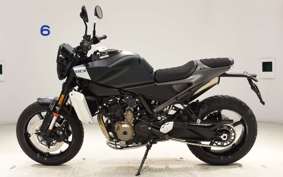 HUSQVARNA スバルトピレン801