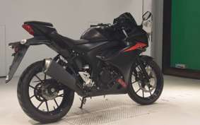 SUZUKI GSX-R125 DL33B