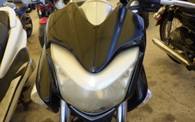 SUZUKI GSR250