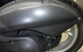 YAMAHA N-MAX 2004 SED6J