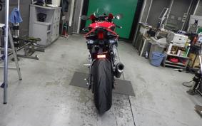 YAMAHA YZF-R1 2016