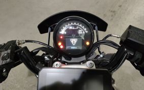 TRIUMPH TRIDENT 660 LGL10U