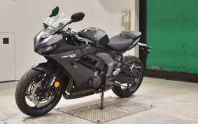 TRIUMPH DAYTONA 660 2025