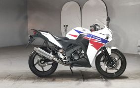 HONDA CBR125R JC50