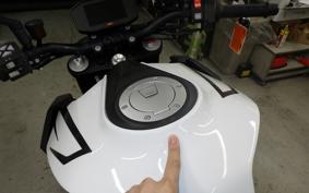 KTM 1290 SUPER DUKE R 2019