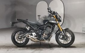 YAMAHA MT-09 RN34J