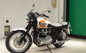 TRIUMPH BONNEVILLE T100 2005