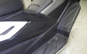 HONDA FORZA 250 MF17