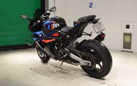 BMW M1000RR 2025