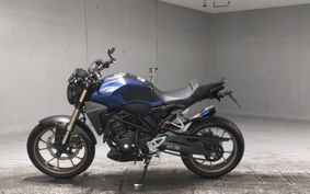 HONDA CB250R MC52